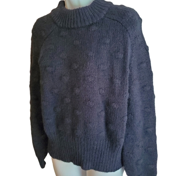 NEW Universal Thread Bobble Pullover Sweater - Picture 2 of 9